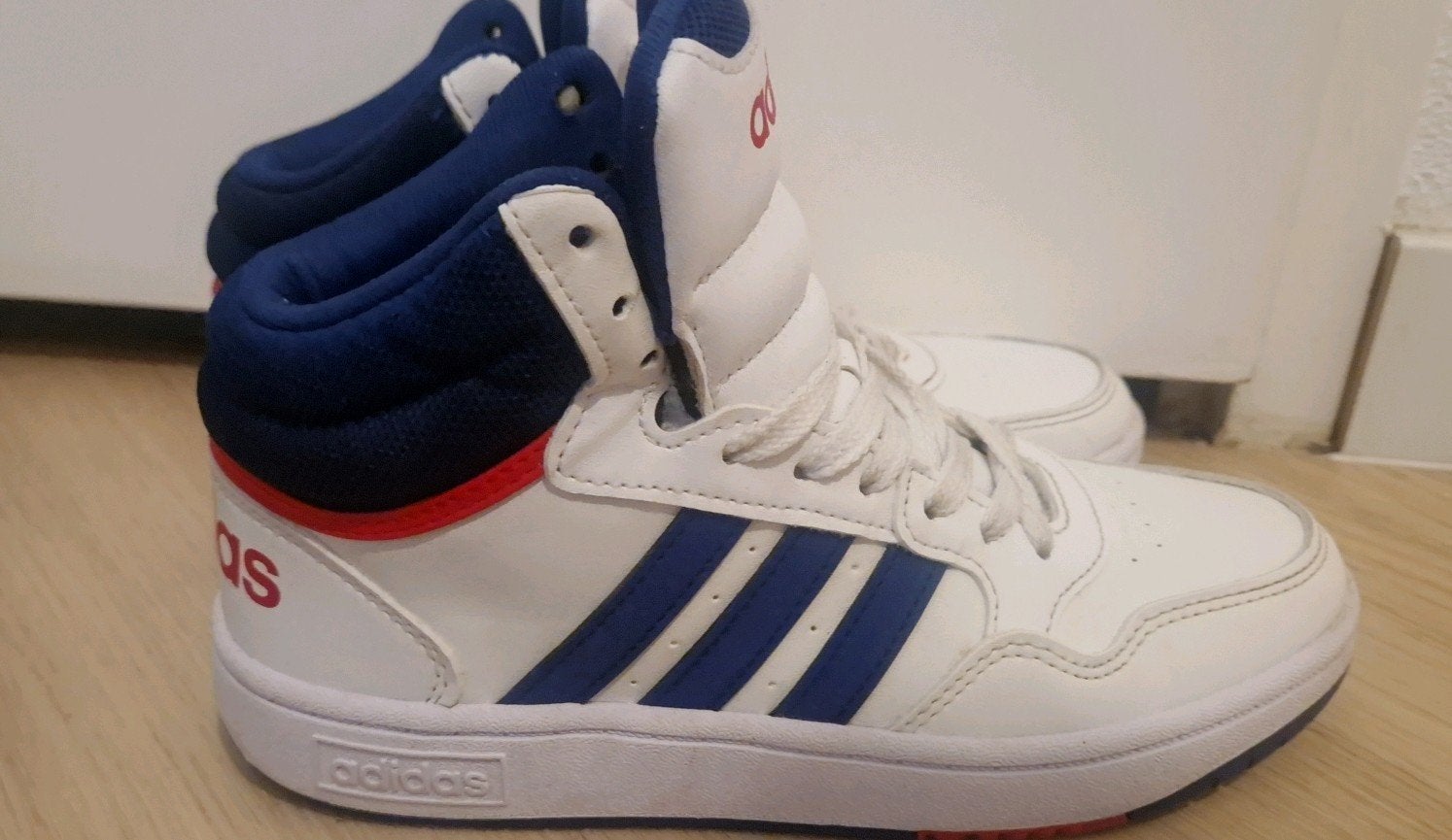 Adidas sneakers maat 36 2/3 - Hoops 3.0 Mid, Wit, Ophalen of Verzenden, Adidas, Sneakers of Gympen