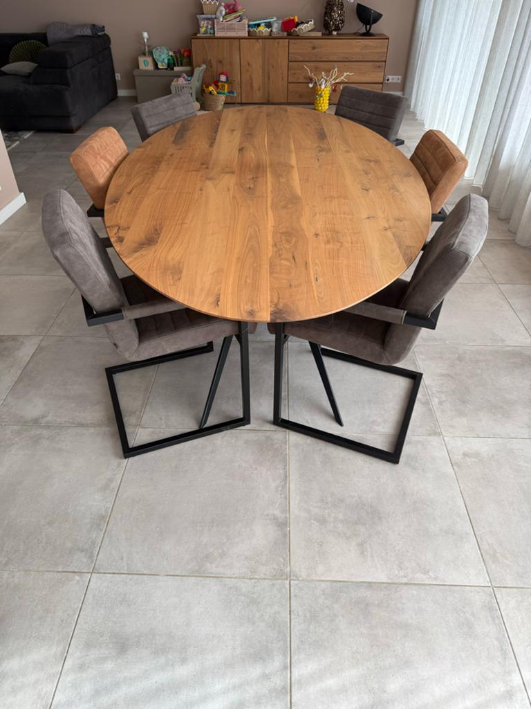 Walnoten eettafel 230x130cm met 6 stoelen, Huis en Inrichting, Tafels | Eettafels, Ophalen, Gebruikt, 100 tot 150 cm, 200 cm of meer