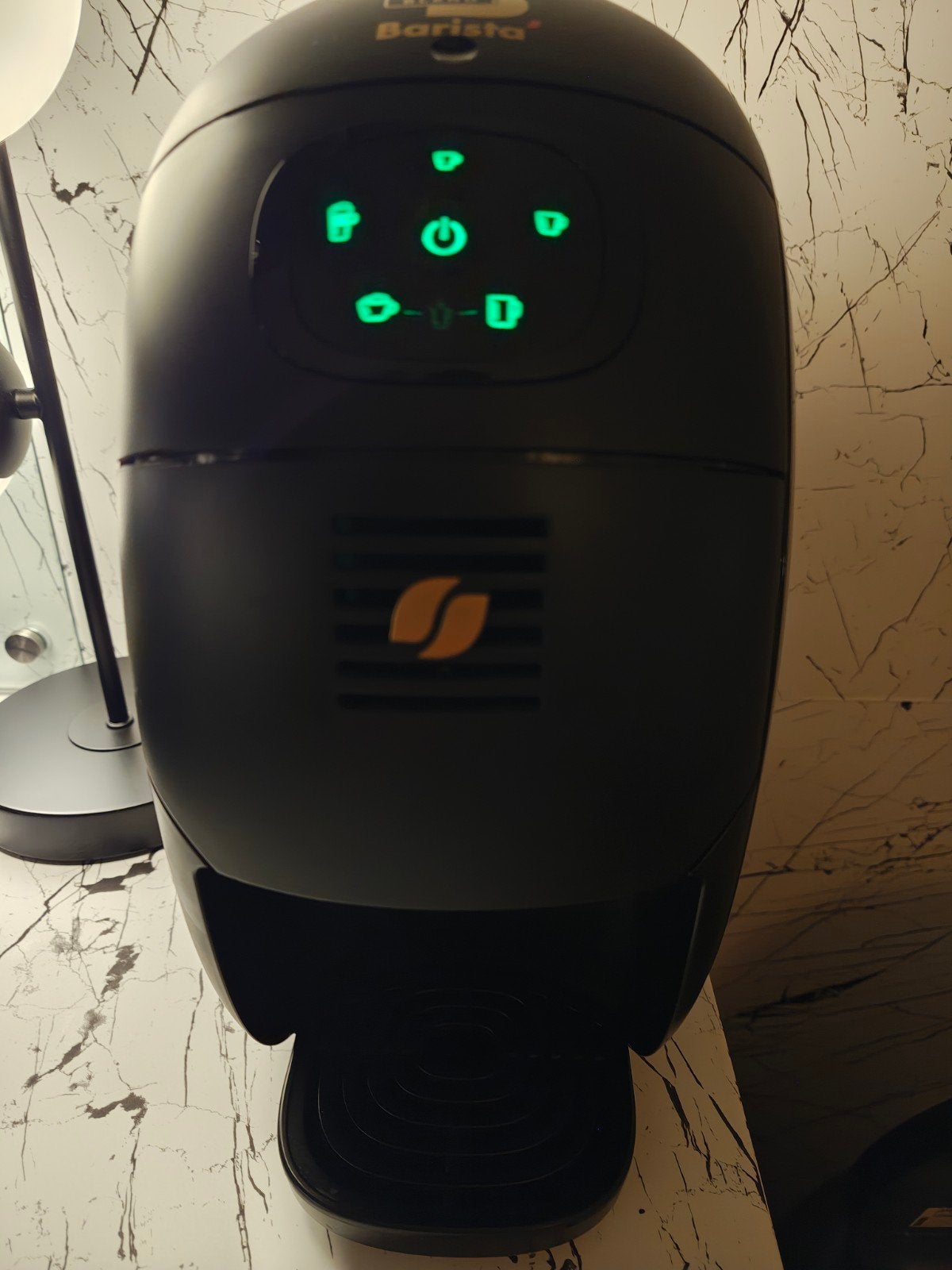 Nescafe Barista Gold koffiemachine in nette staat, Witgoed en Apparatuur, Koffiezetapparaten, 4 tot 10 kopjes, Ophalen, Zo goed als nieuw