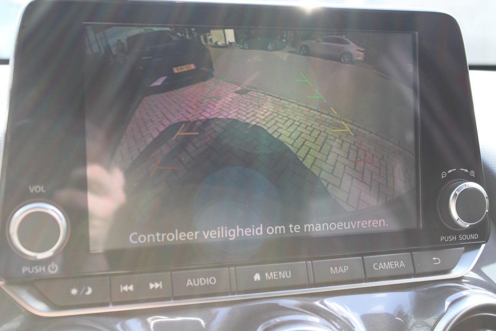 Foto 38 van NISSAN Juke 1.0 DIG-T 114pk Kiiro | Keyless | CruiseControl