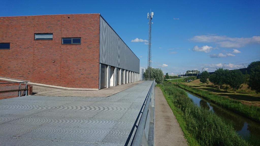 Opslag loods garage Papland Gorinchem, Zakelijke goederen, Bedrijfs Onroerend goed