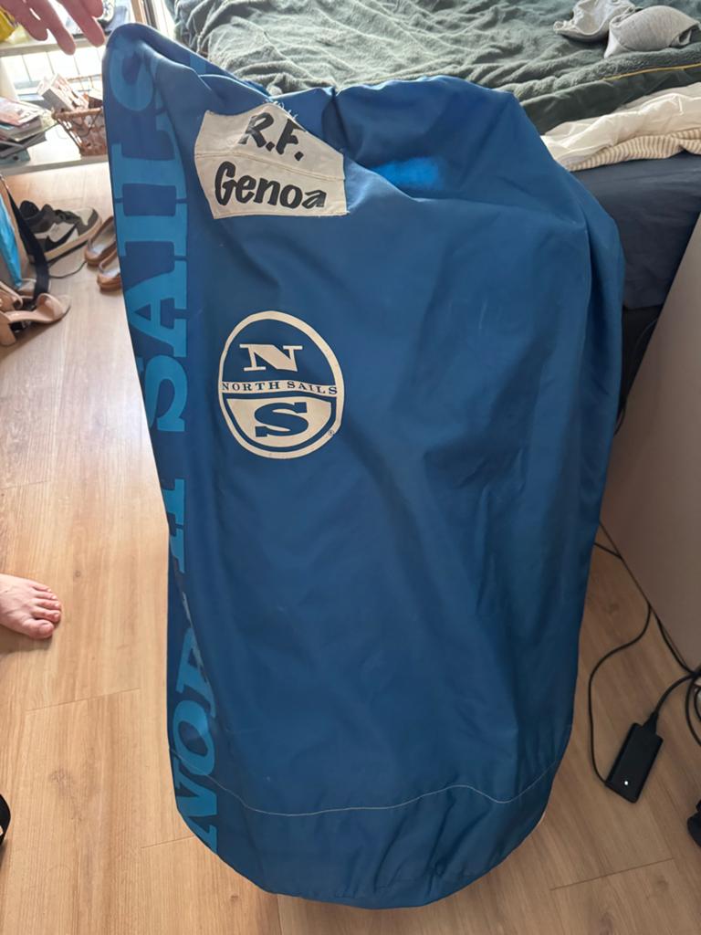 Gratis North Sails Genua (klein) - af te halen, Watersport en Boten, Zeilen en Zeiltoebehoren, Ophalen, Gebruikt, 6 meter of meer