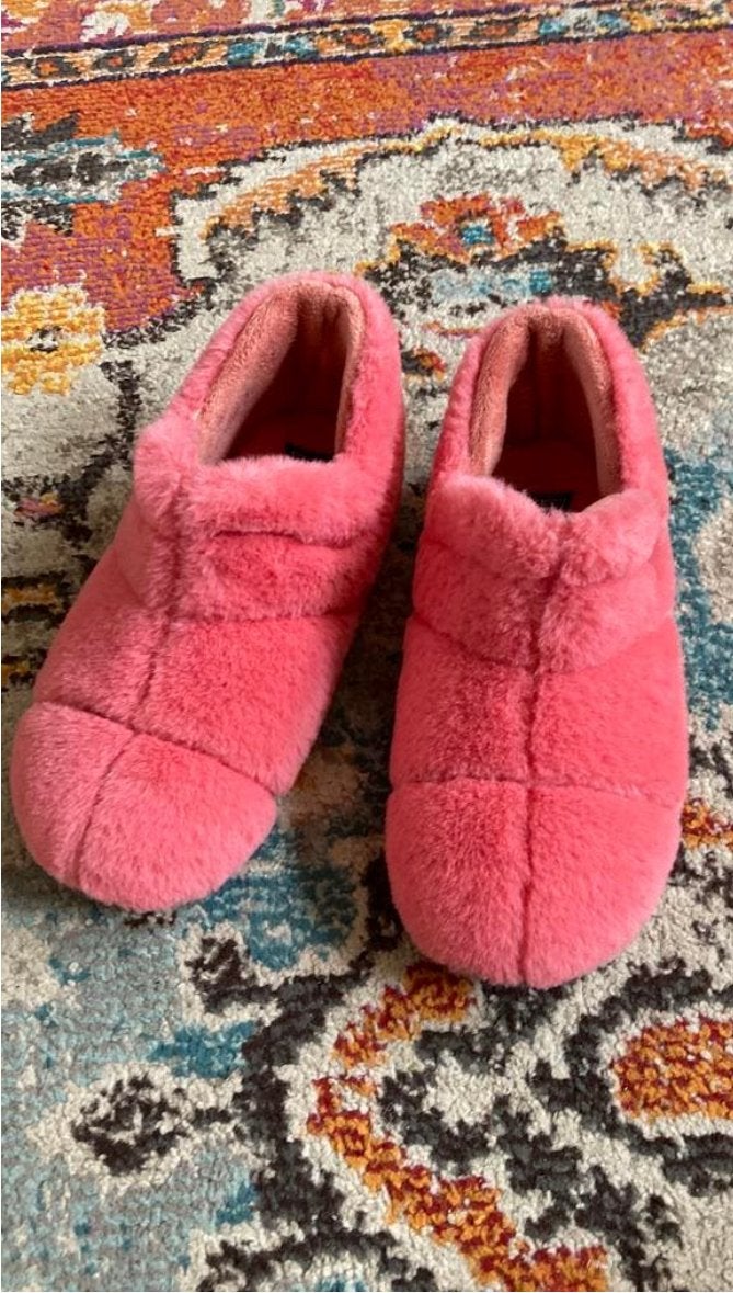 Zachte roze sloffen Verbenas maat 40, Kleding | Dames, Ophalen of Verzenden, Zo goed als nieuw, Roze, Pantoffels of Sloffen