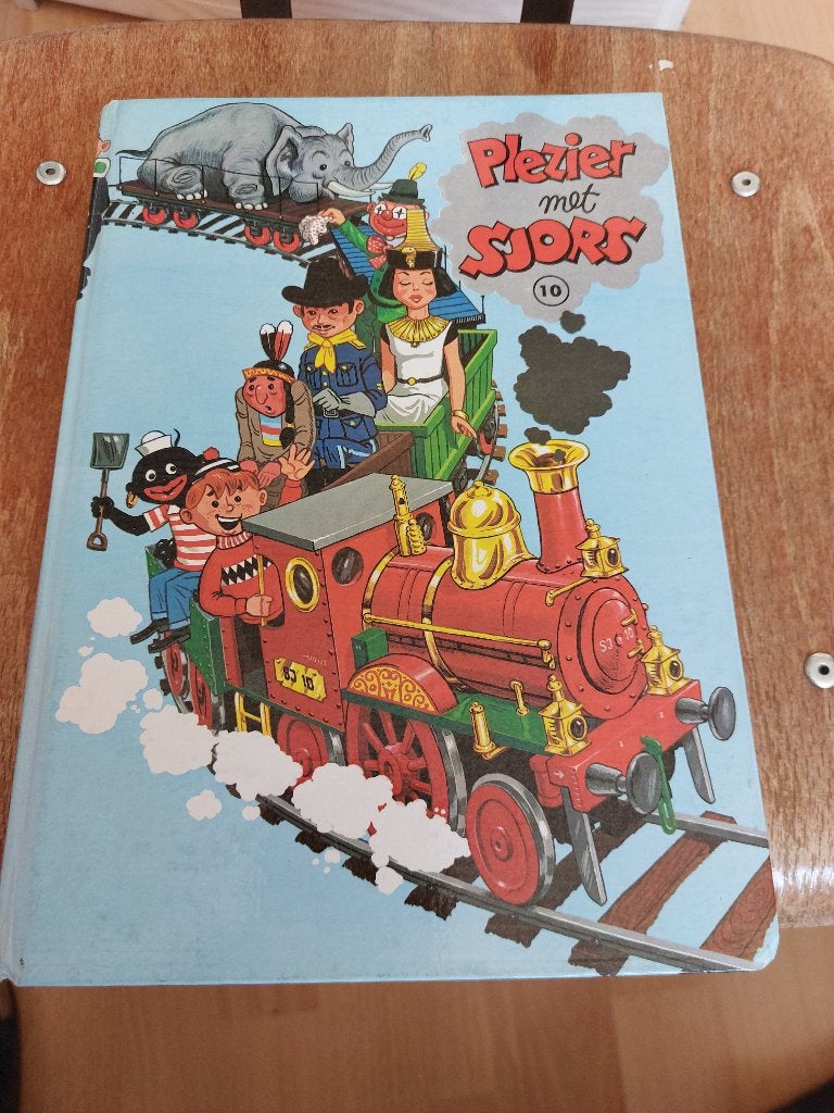 Plezier met Sjors 10, Eén stripboek, Ophalen of Verzenden, Gelezen