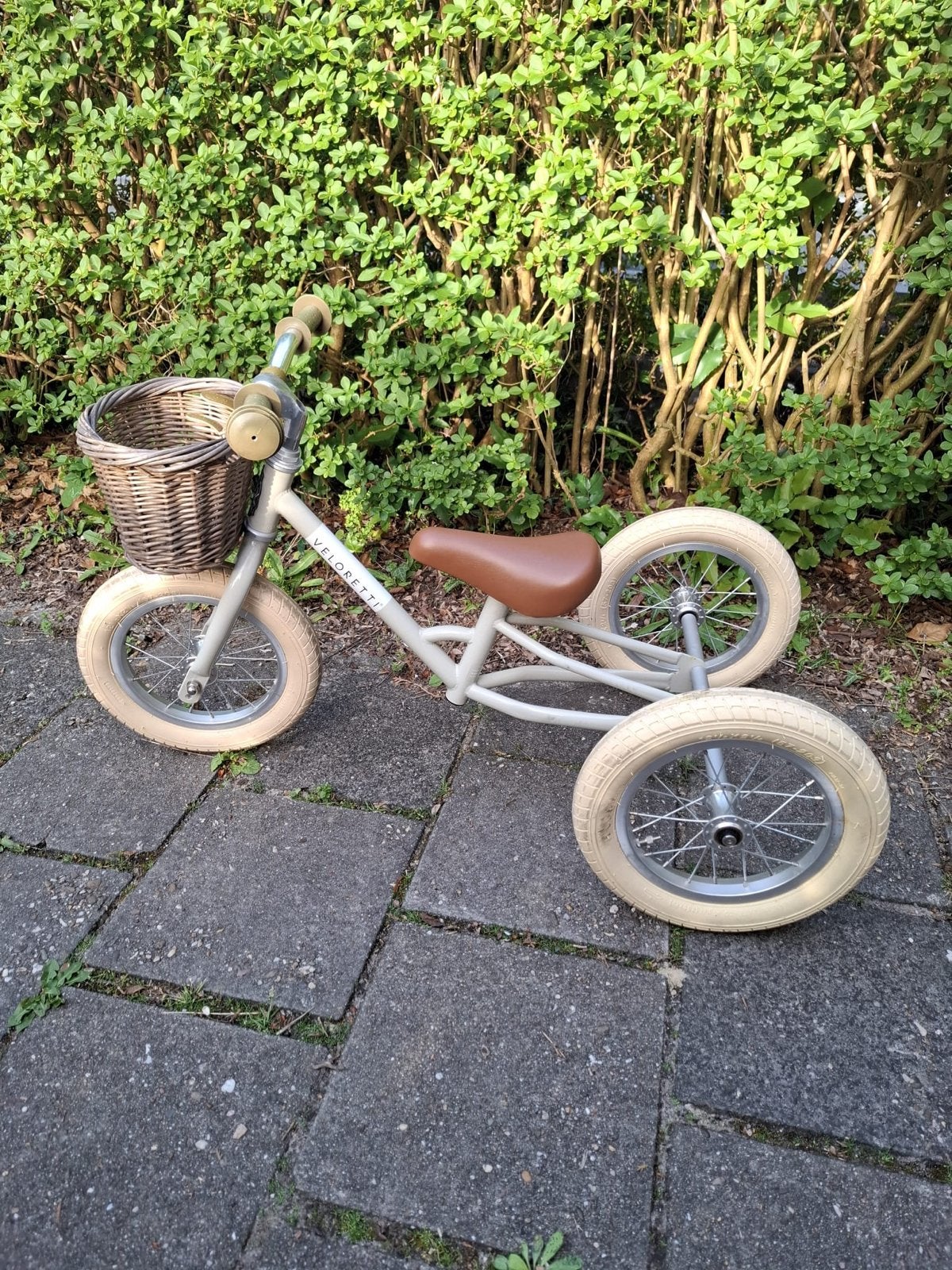 Veloretti loopfiets met mandje, Ophalen, Zo goed als nieuw, Verstelbare zitting