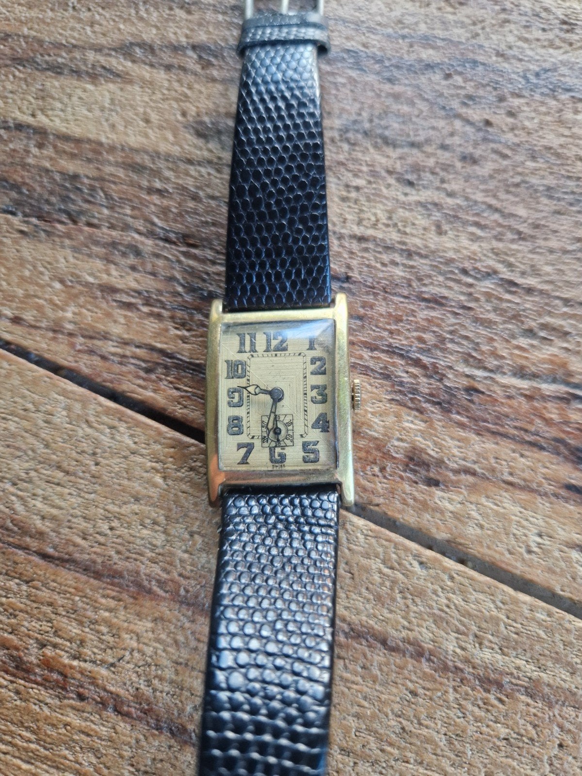 Vintage verguld polshorloge met leren bandje, Sieraden, Tassen en Uiterlijk, Ophalen of Verzenden