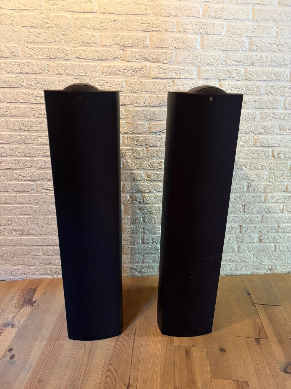 KEF Q11, Vloerstaande luidspreker, Inclusief kabels, Zo goed als nieuw, KEF