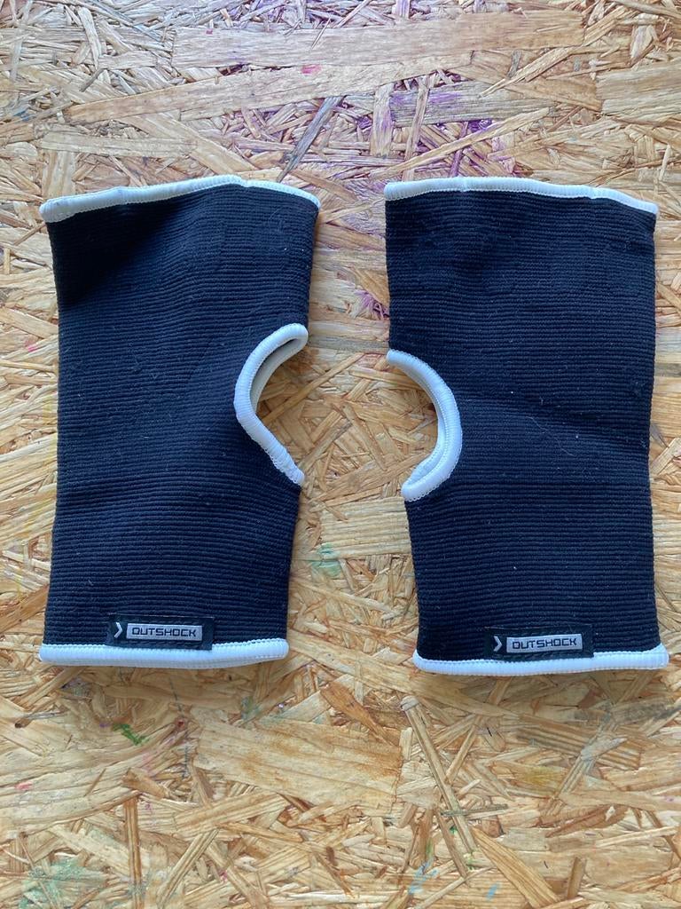 Outshock Boksbinnenhandschoenen - Geen gedoe met zwachtels!, Ophalen of Verzenden, Nieuw, Boksbinnenhandschoenen