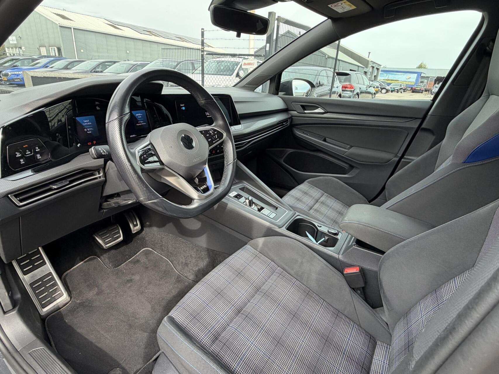 Volkswagen Golf 1.4 eHybrid GTE 245pk Urano grey, Auto's, Dealer onderhouden, Gebruikt, Euro 6, 4 cilinders