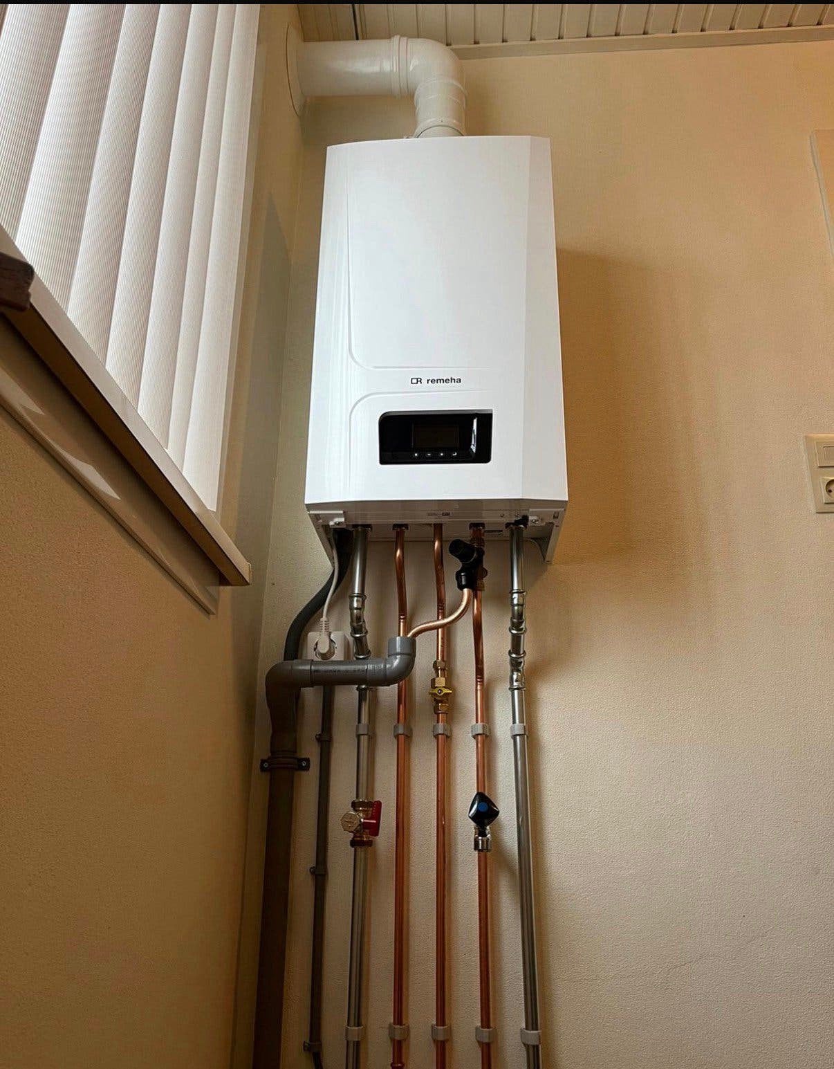 Installateur/loodgieter in zwolle, Minder dan 20 liter, Boiler, Ophalen of Verzenden, Minder dan 3 jaar oud