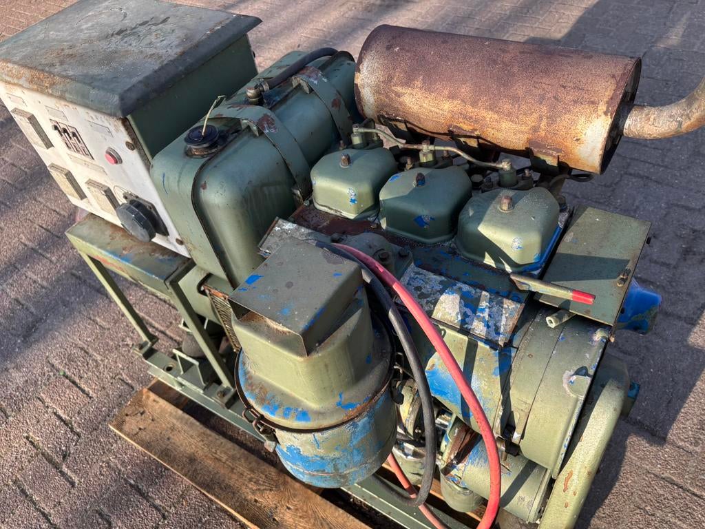 17 KVA aggregaat 230/400 Volt Slavia diesel generator, Ophalen, Gebruikt, Elektrisch startend, Dieselolie