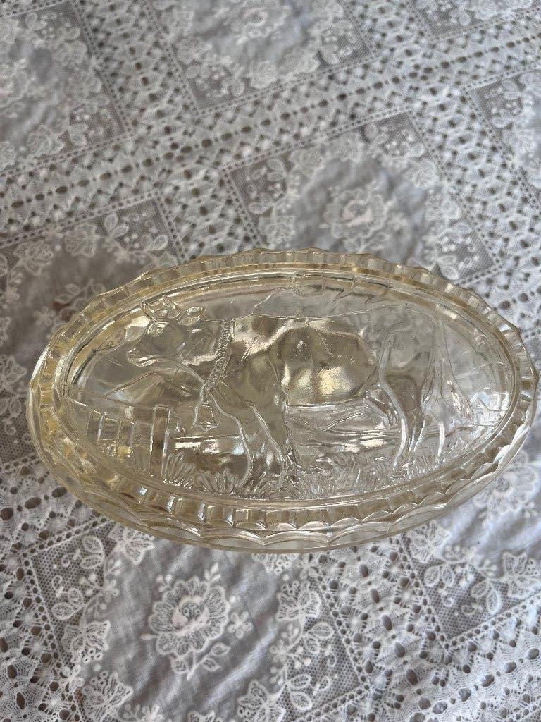 Glazen boter bakje geperst glas reliëf koe in de wei, Ophalen of Verzenden