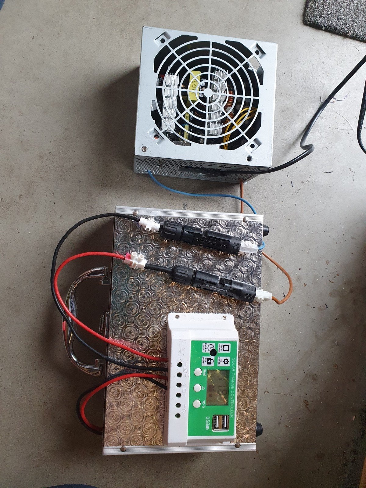 Superpowerpack met solarlaadregelaar en lader, Ophalen