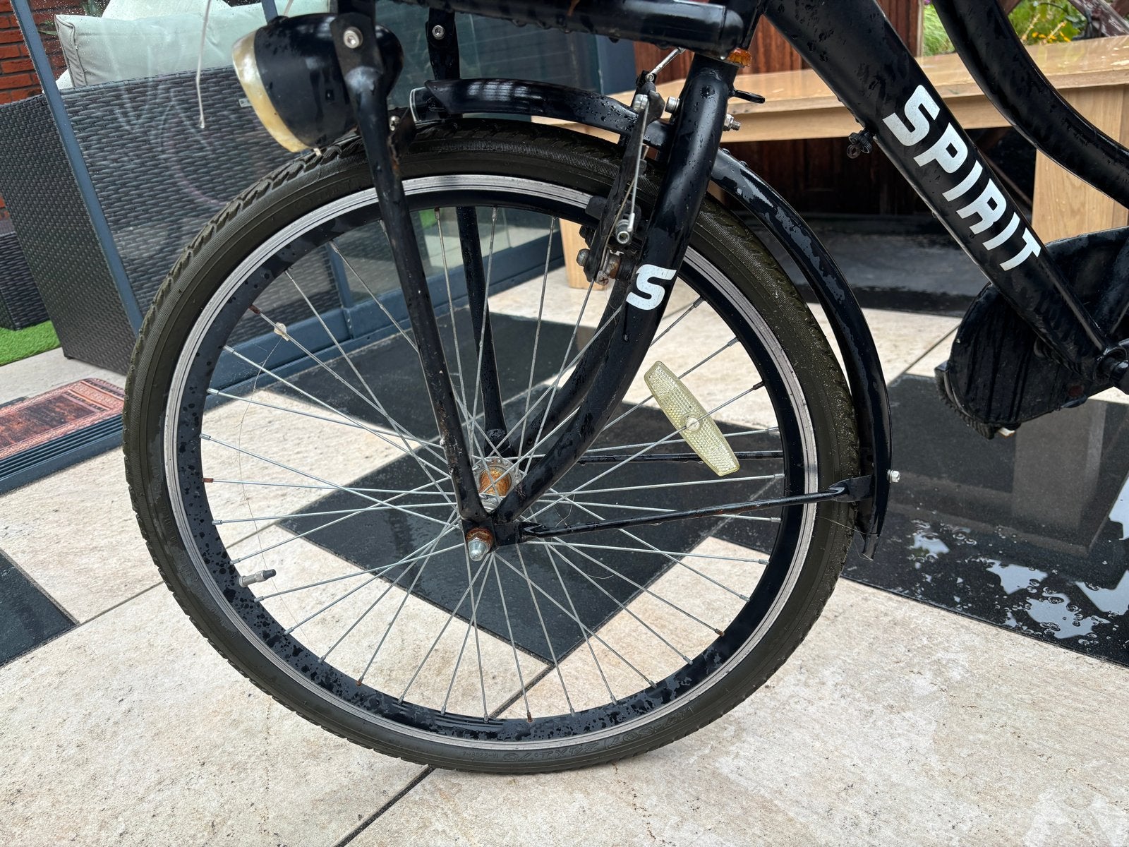 Spirit fiets met mandje en bagagedrager, Fietsen en Brommers, Fietsen | Dames | Damesfietsen, Gebruikt, Velgrem, Versnellingen