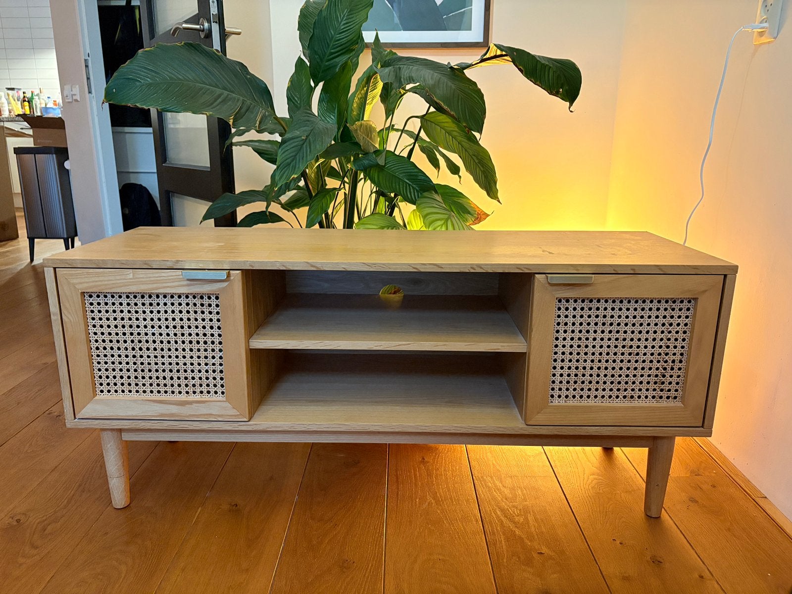 Wooden TV Cabinet, Ophalen, 100 tot 150 cm, Zo goed als nieuw, Minder dan 100 cm