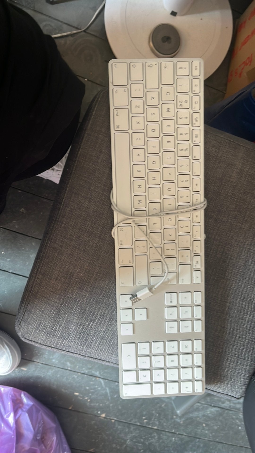 Apple toetsenbord met usbA aansluiting, Computers en Software, Toetsenborden, Ophalen, Qwerty, Gebruikt, Bedraad