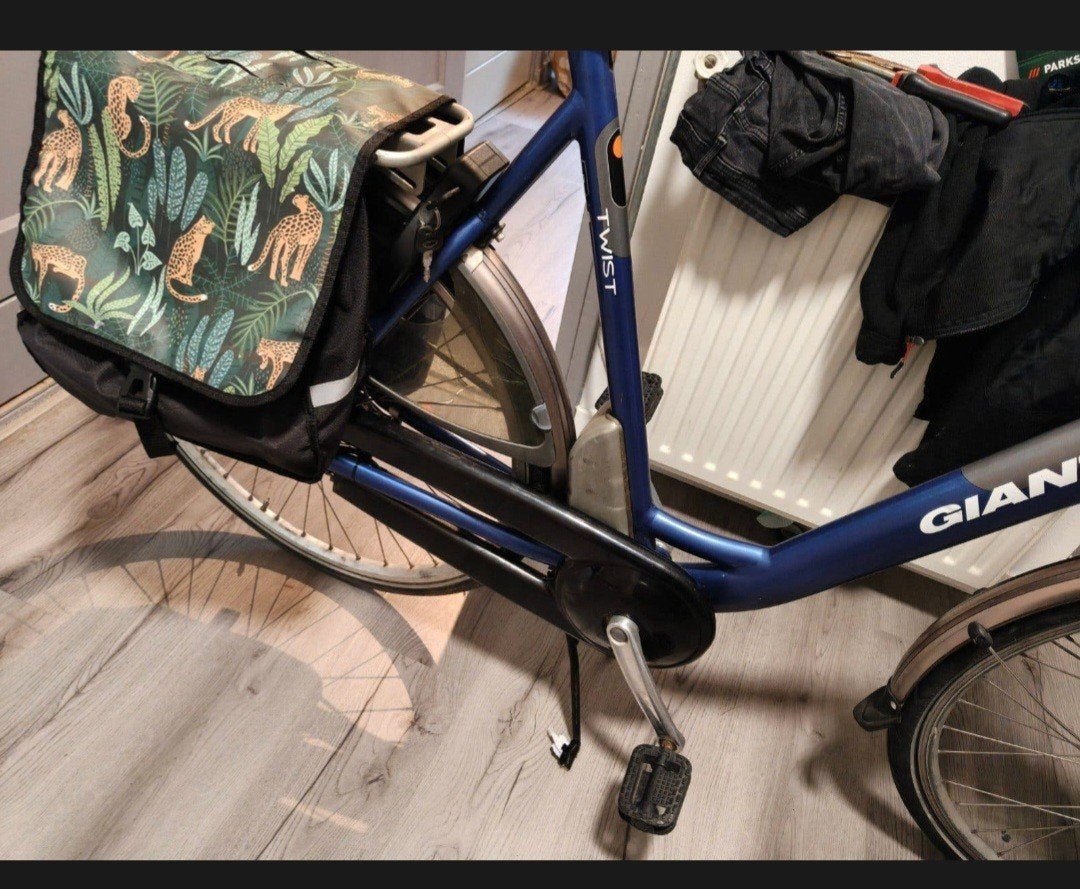 Elektrische fiets Giant - €325, Ophalen, Gebruikt, 30 tot 50 km per accu, Giant