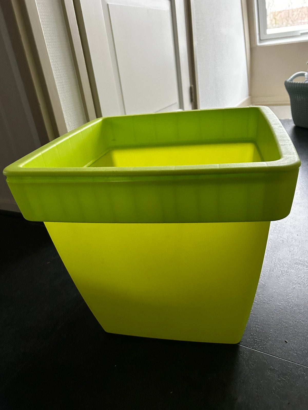 Plantenbak limegroen vierkant (35,5cm hoog, vierkant 38cm), Ophalen, Kunststof, Minder dan 60 cm, Vierkant
