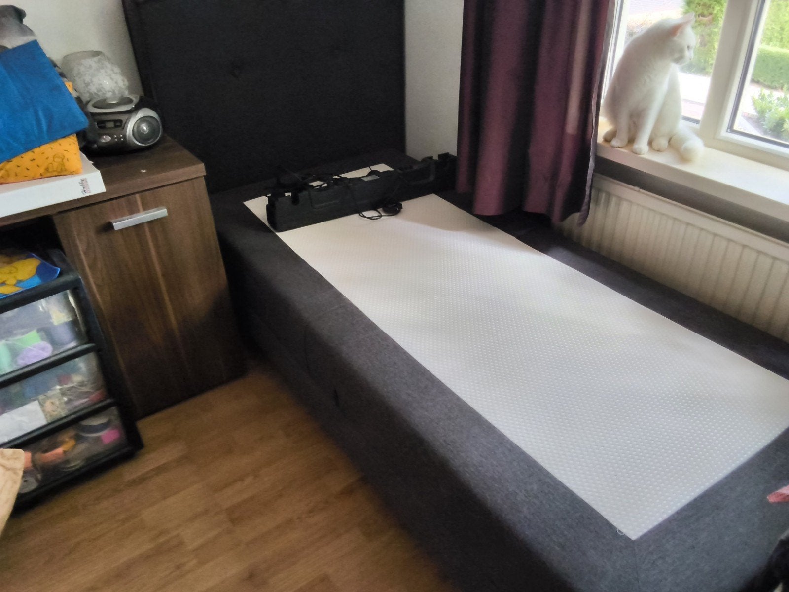 1 persoons  Electric bed, Huis en Inrichting, Ophalen, Verstelbaar, 90 cm, Eenpersoons
