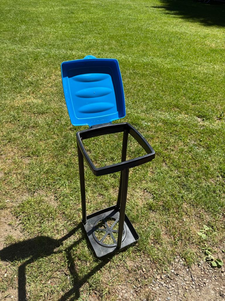 Kampeer vuilniszakhouder, Caravans en Kamperen, Ophalen, Gebruikt