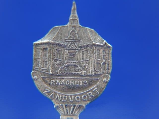 Lepeltje: Zandvoort, Verzenden
