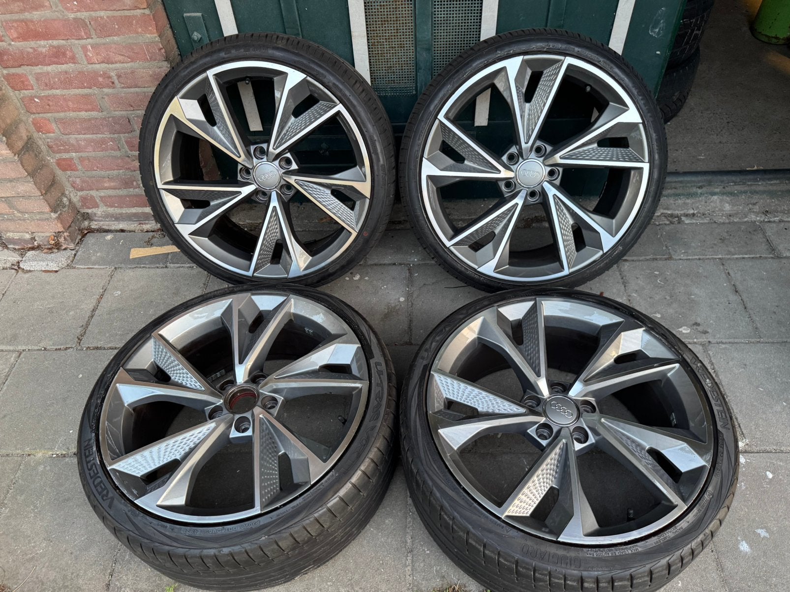 Audi A3 S3 S-Line Golf Caddy velgen 235 35 19 5x112, 19 inch, Gebruikt, Total Car Expert, Banden en Velgen