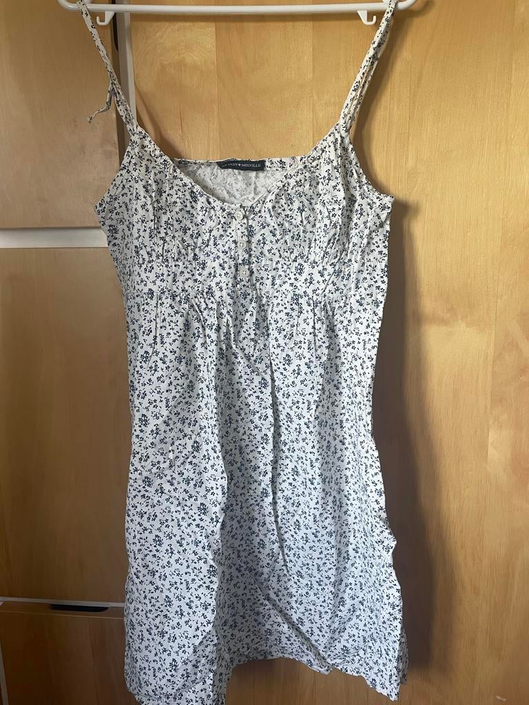 Brandy Melville Jurkje met Bloemetjes - Blauw/Wit, Blauw, Ophalen of Verzenden, Maat 34 (XS) of kleiner, Gedragen