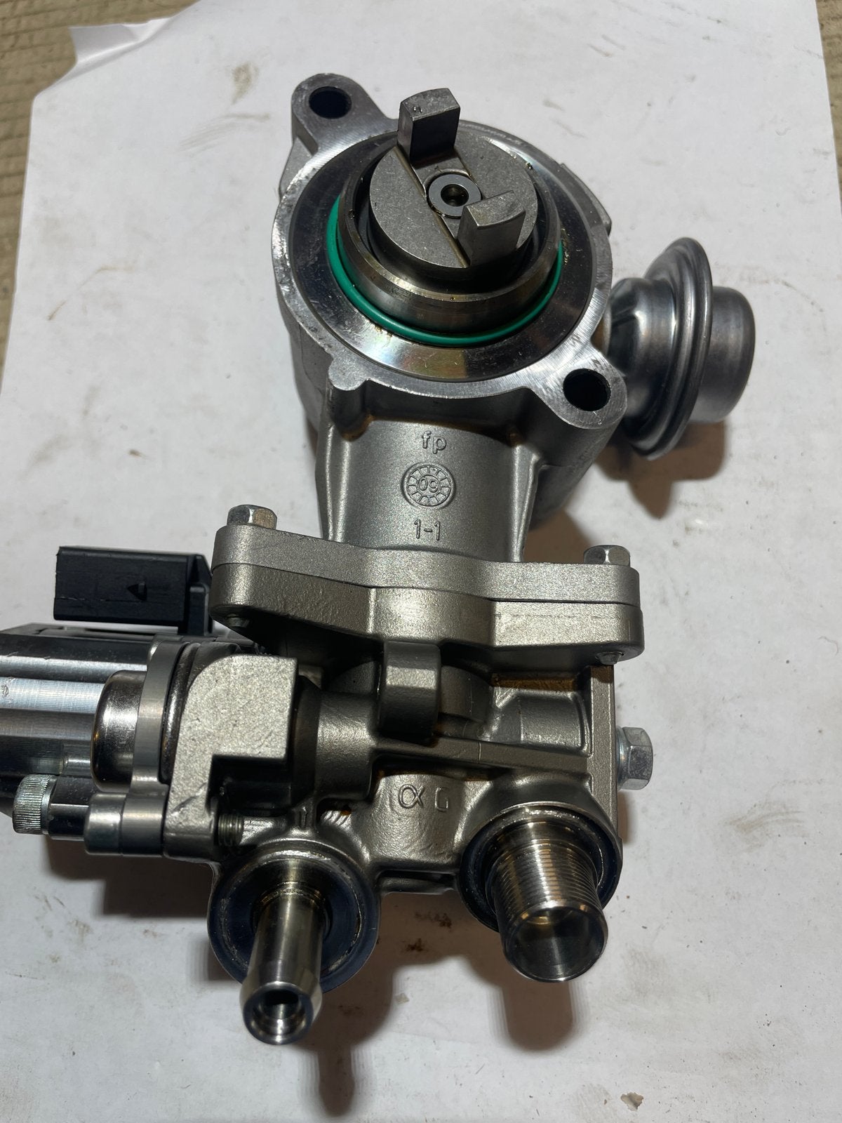Mercedes-Benz M271 Hogedruk Brandstofpomp, Ophalen