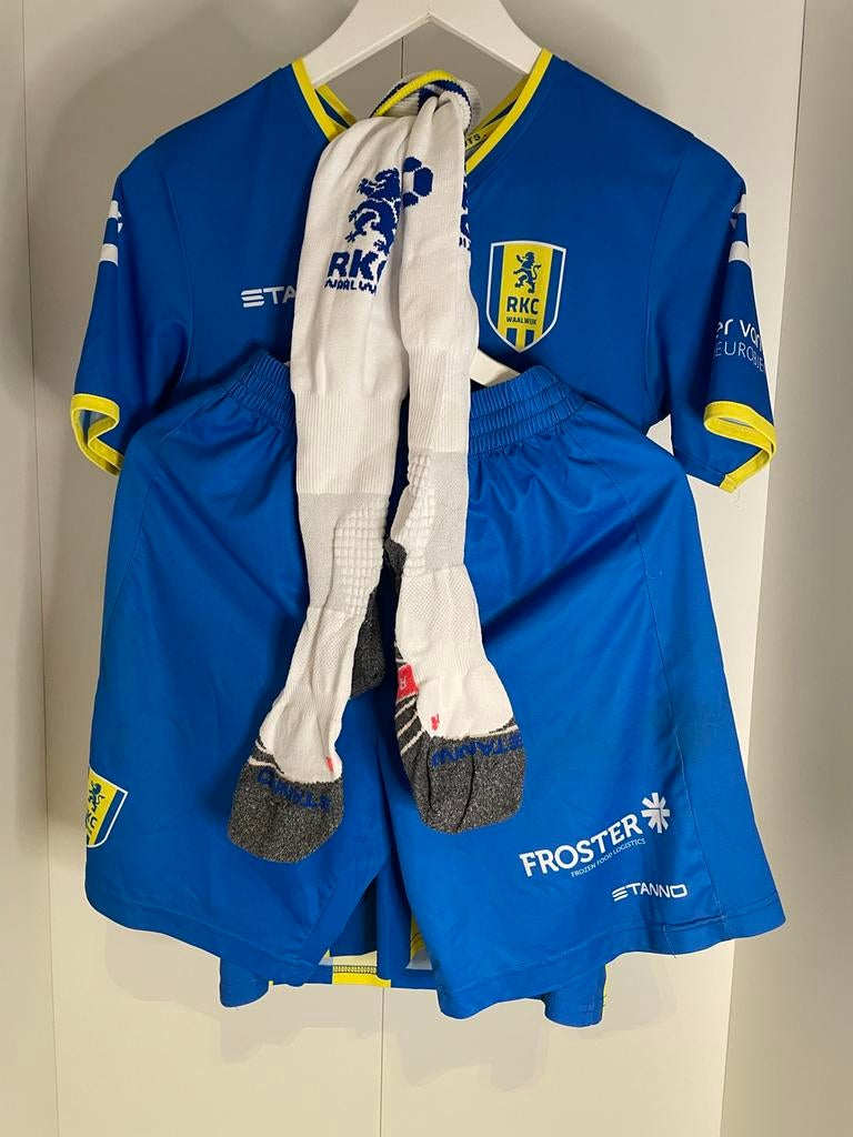 RKC Waalwijk tenue - Shirt, Broek en Sokken, Maat M, Ophalen of Verzenden, Zo goed als nieuw, Set