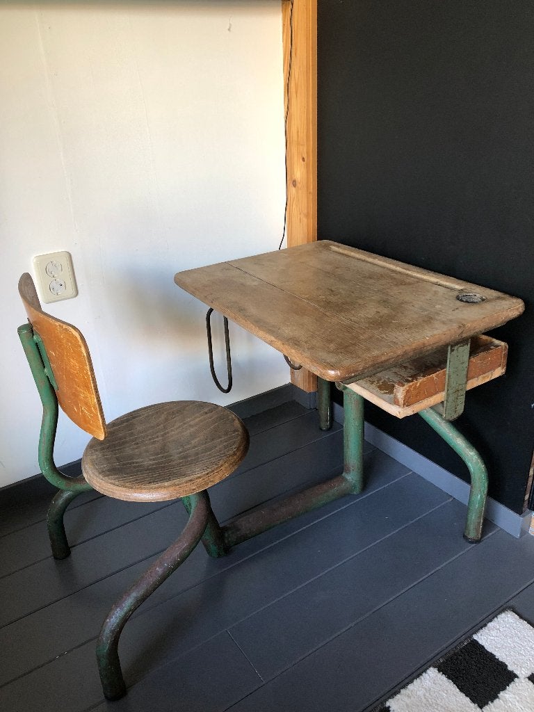 Vintage schoolbureau | IN PRIJS VERLAAGD, Antiek en Kunst, Ophalen