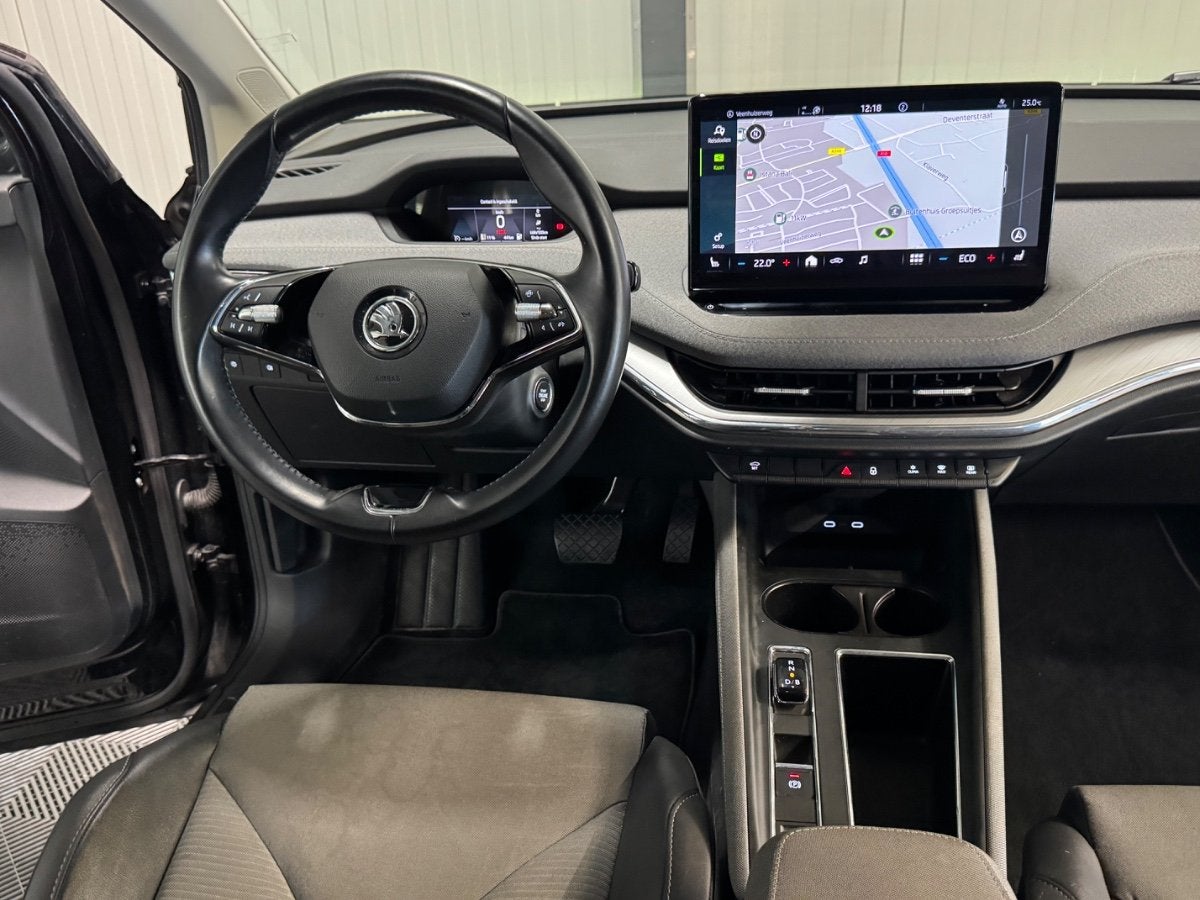 Skoda Enyaq iV 60 | 3-Fase | SoH 89% | Half Leer | Navi | Ca, Automaat, Gebruikt, 1865 kg, Zwart