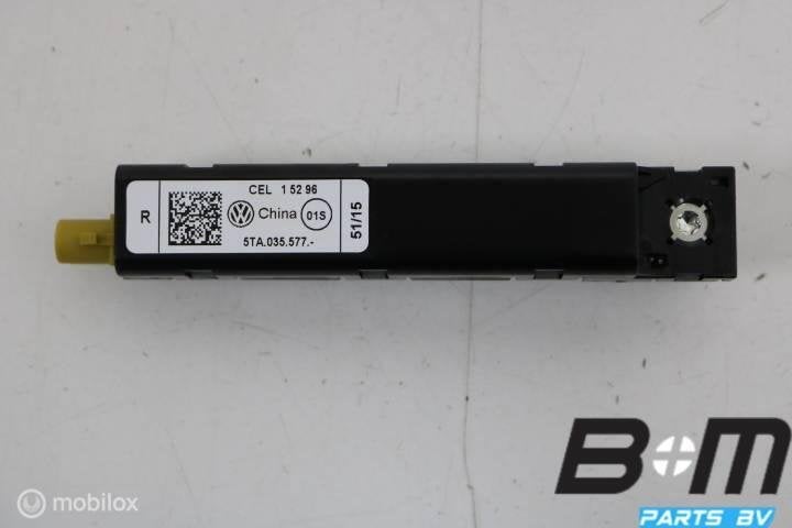 Antenneversterker VW Touran 5T 5TA035577, Gebruikt