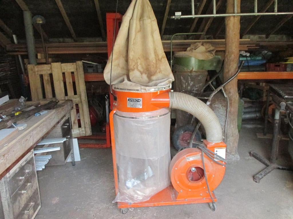 Houtafzuiger.  SPERO, 25 tot 100 liter, Ophalen, Gebruikt, Minder dan 200 liter/min