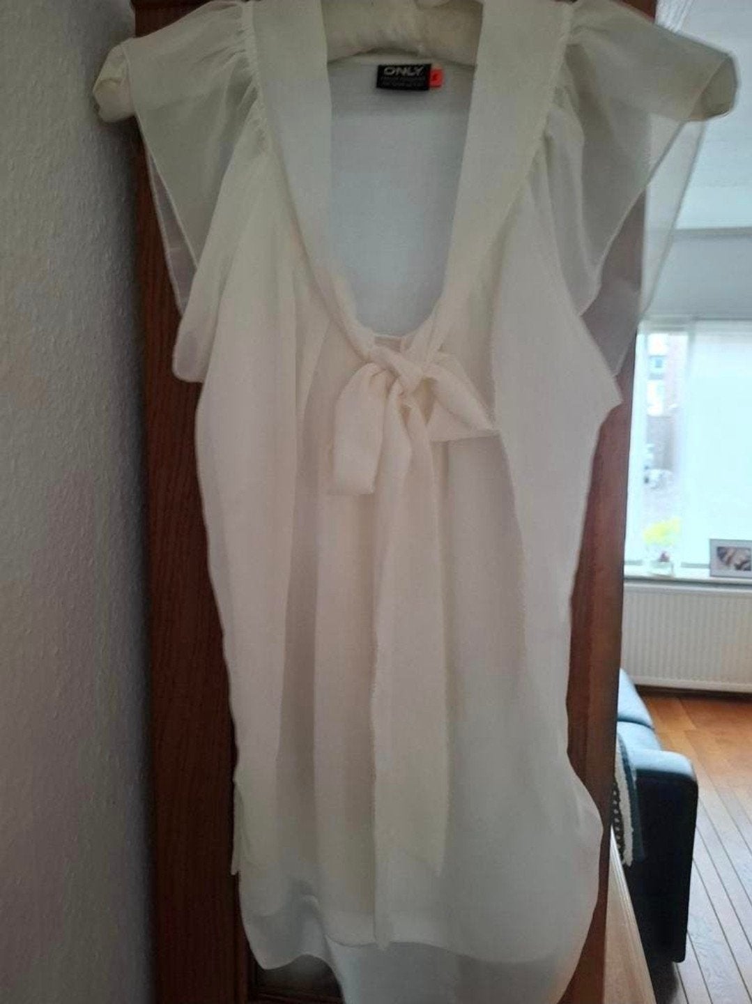 ONLY Witte Chiffon Blouse met Strik en Vlindermouwen, Kleding | Dames, Blouses en Tunieken, Wit, Ophalen of Verzenden, Maat 34 (XS) of kleiner