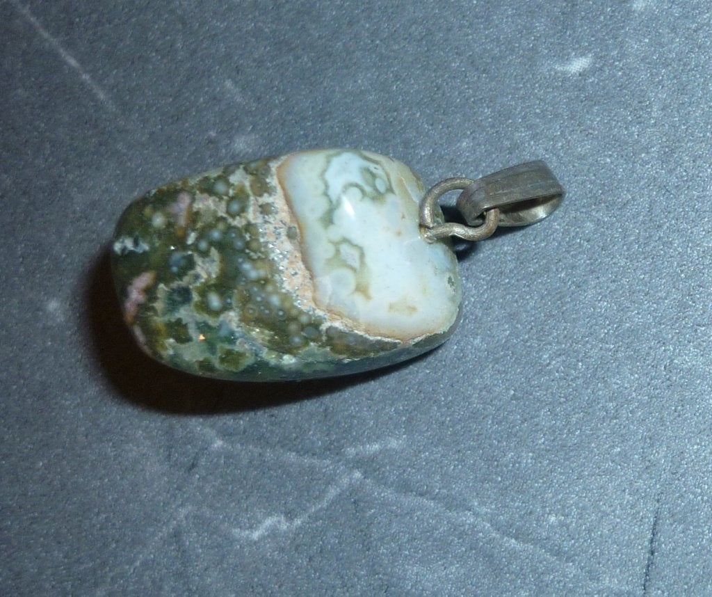Edelsteenhanger / hangertje ogenagaat / edelsteentje, Overige voorstellingen, Nieuw, Ophalen of Verzenden, Steen of Mineraal