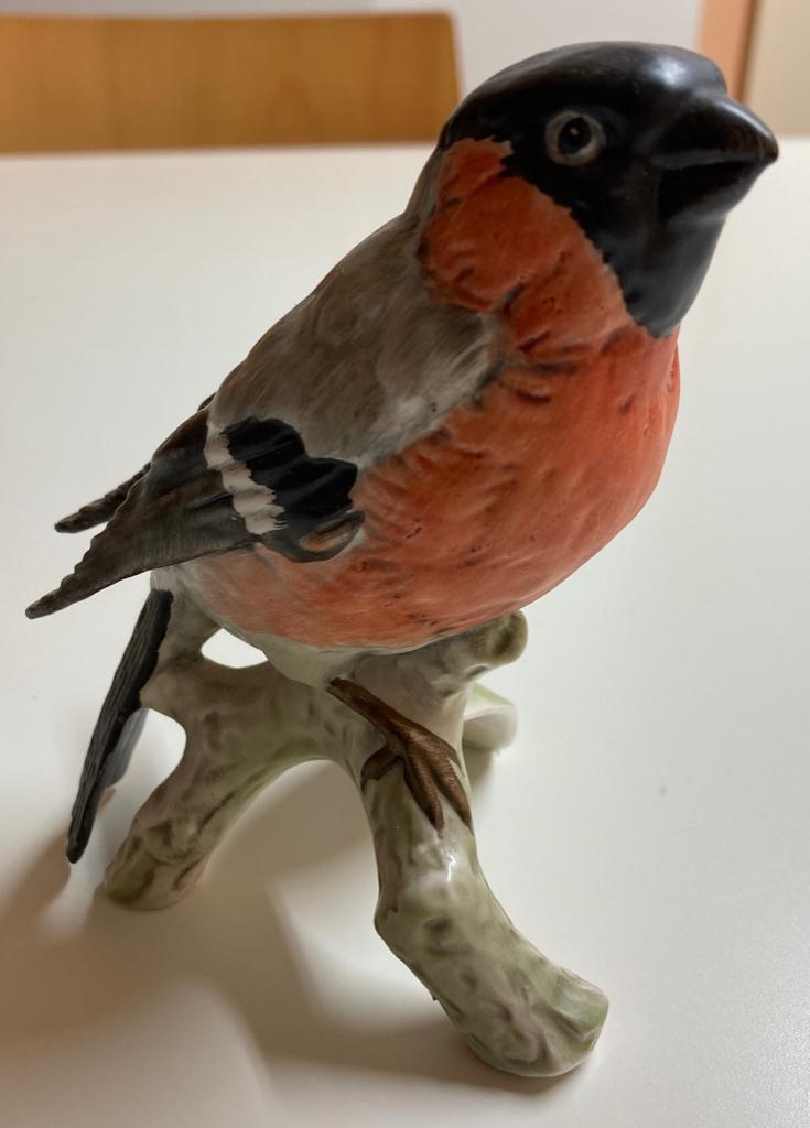 Goebel porseleinen vogel Dompfaff - Goudvink, Verzamelen, Beelden en Beeldjes, Zo goed als nieuw, Dier, Ophalen of Verzenden
