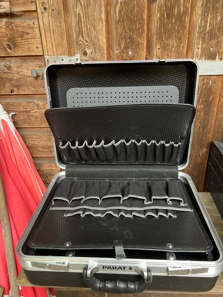 Parat service koffer, Ophalen, Parat, Gebruikt, Onbekend