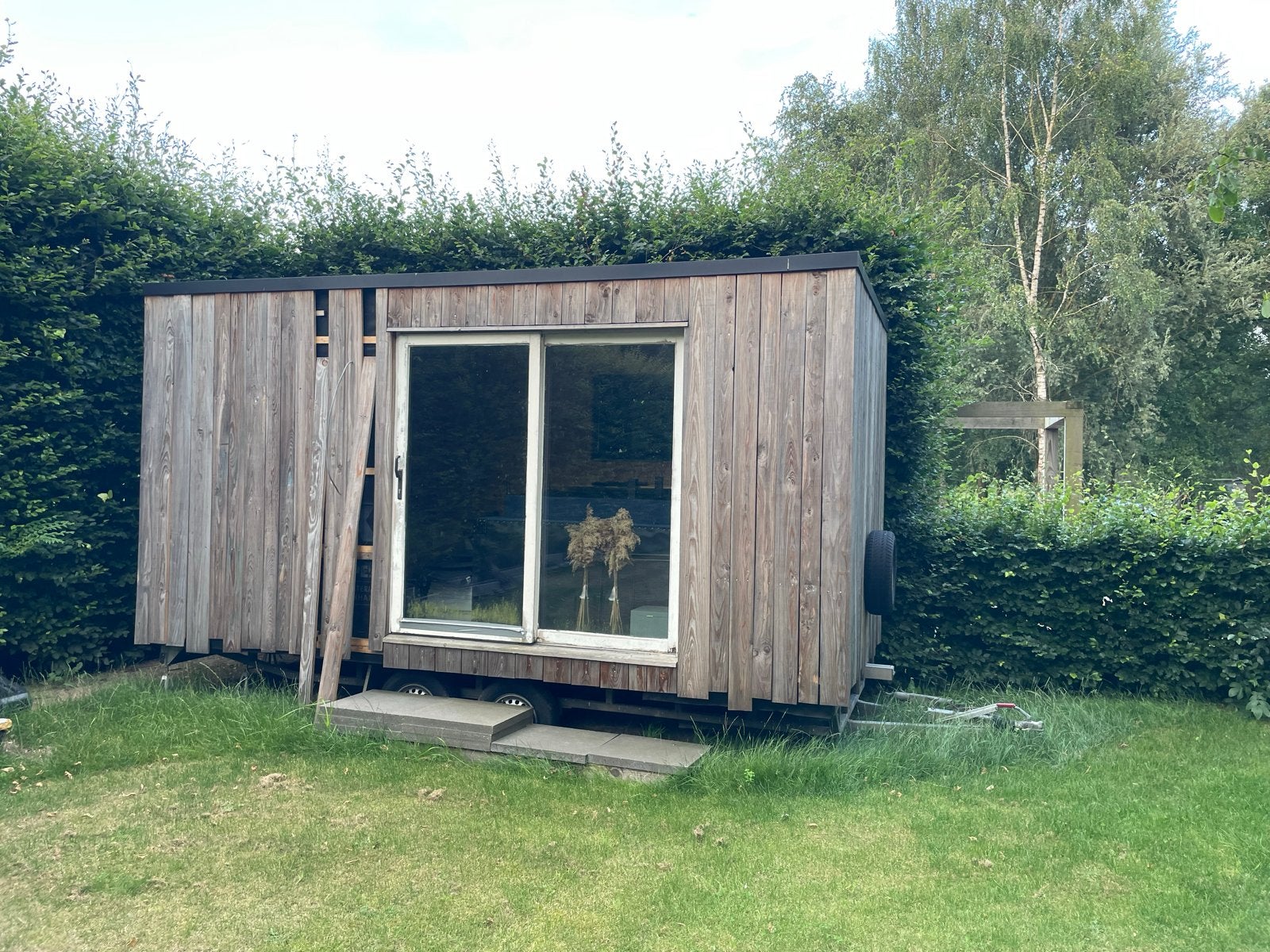 Geïsoleerde Tiny House op dubbelas aanhanger, Ophalen, 200 tot 400 cm, 250 tot 500 cm, Zo goed als nieuw