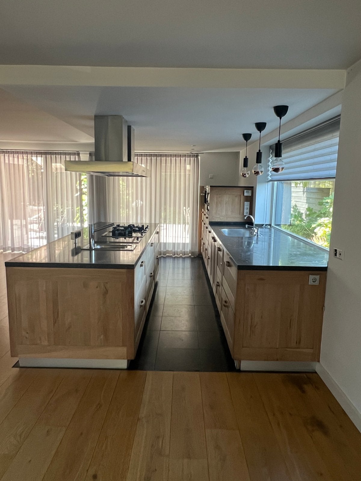 Massief eiken keuken met kookeiland en apparatuur, Huis en Inrichting, Keuken | Complete keukens, Ophalen, Gebruikt, Bruin, Graniet of Steen