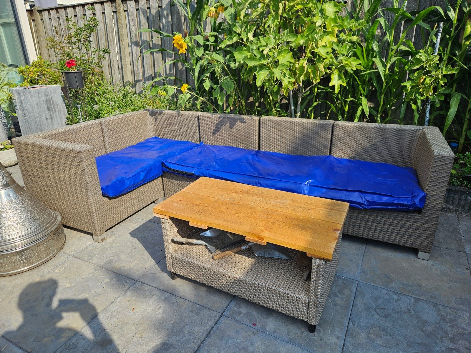 Bank en tafel voor tuin, Ophalen, Gebruikt
