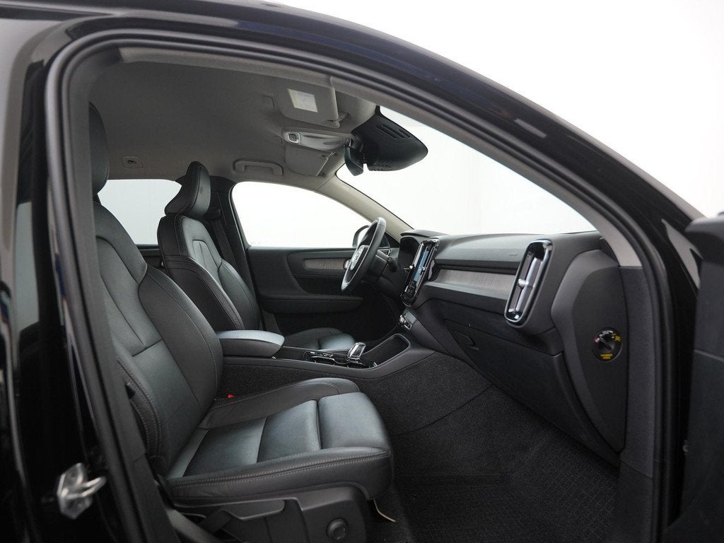 Volvo XC40 1.5 T4 Recharge Inscription | Leder | Blind spot, Auto's, Volvo, 12 maanden, Euro 6, 1712 kg, Zwart