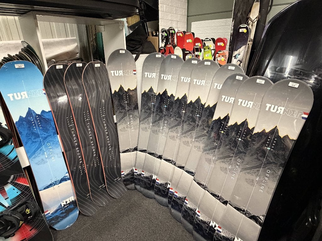 Grote voorraad aan snowboards, snowboardschoenen & bindingen, Ophalen of Verzenden, Gebruikt, Board