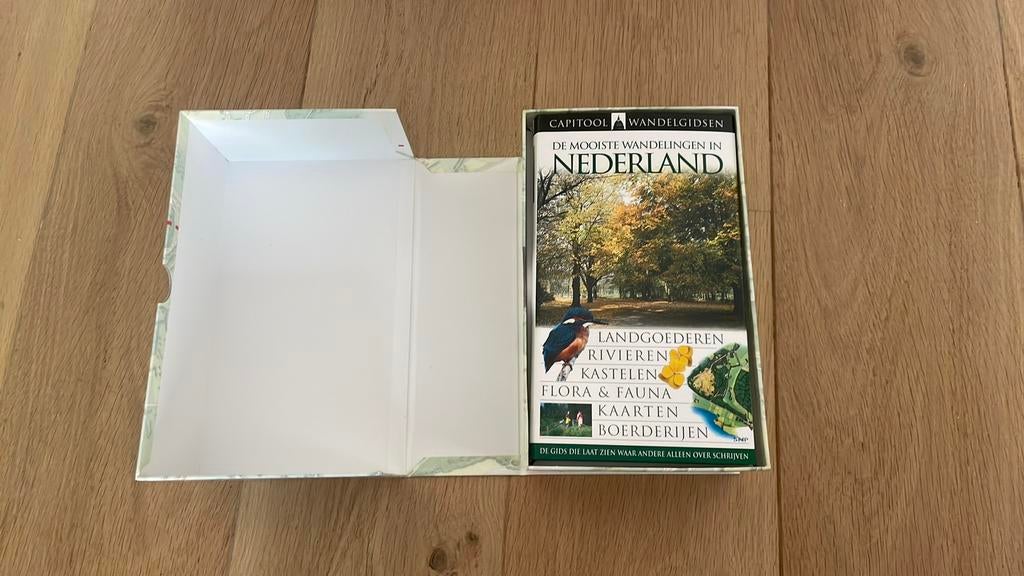 Capitoolgids de mooiste wandelingen in Nederland, Boeken, Reisgidsen, Capitool, Fiets- of Wandelgids, Europa, Nieuw