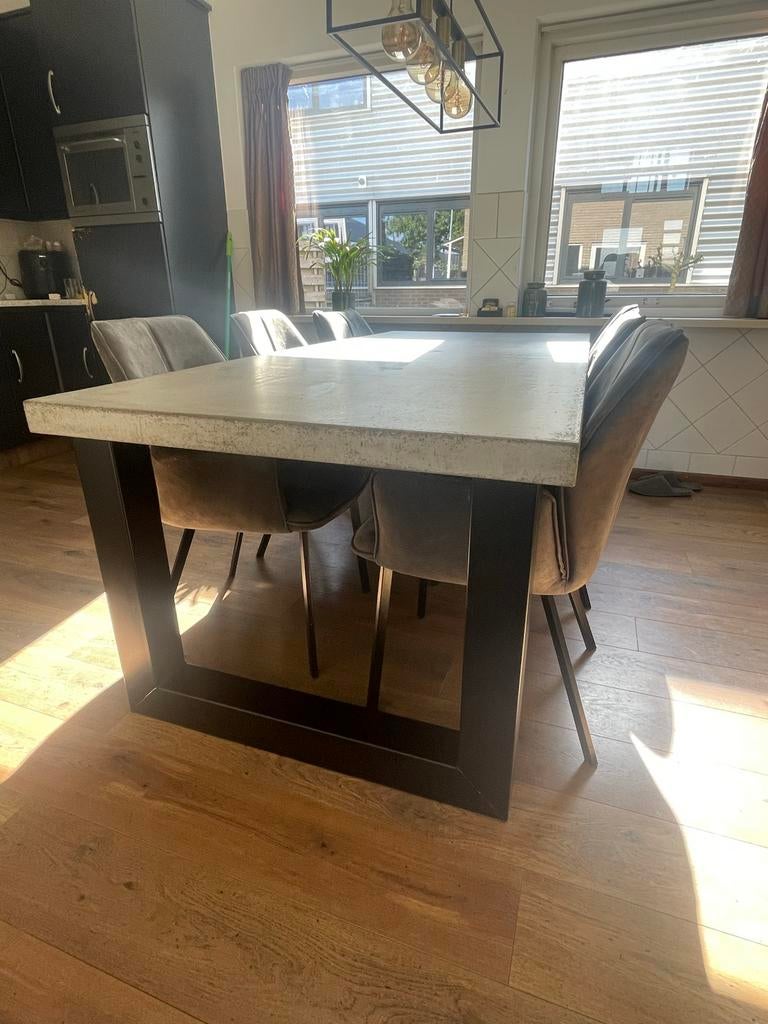 Grote eettafel met 6 stoelen - betonlook, Ophalen of Verzenden, Zo goed als nieuw, 100 tot 125 cm, 200 tot 250 cm