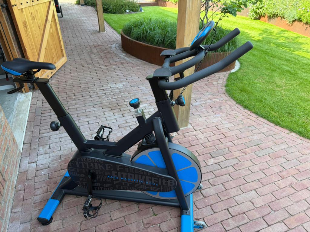Fitbike Race Magnetic Home incl trainingscomputer, Sport en Fitness, Ophalen of Verzenden, Zo goed als nieuw, Spinningfiets