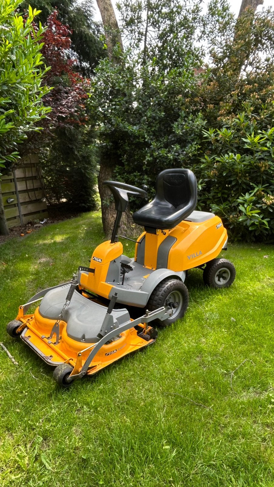 ️Zeer nette Stiga Villa HST Front maaier van 1e eigenaar️, Tuin en Terras, Ophalen of Verzenden, Zo goed als nieuw, Mulchfunctie