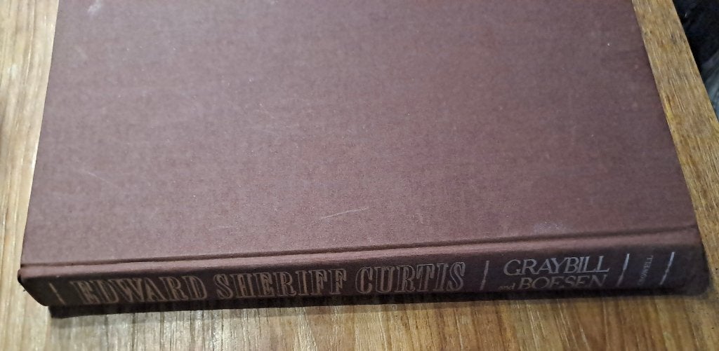 Edward Sheriff Curtis: Visions of a Vanishing Race, Gelezen, Florence Curtis Graybill en Victor Boesen, Fotografie algemeen, Ophalen of Verzenden