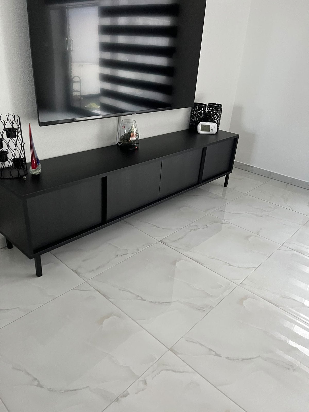 Tv tafel, Ophalen, 150 tot 200 cm, Zo goed als nieuw, Minder dan 100 cm