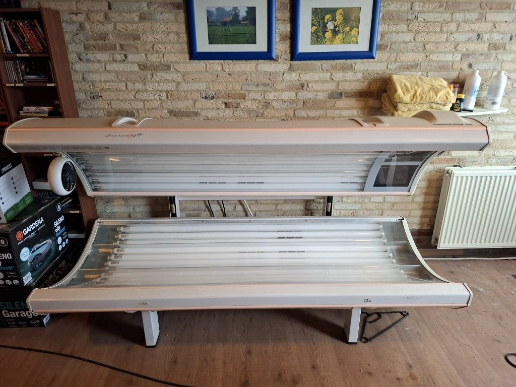 Alisun zonnebank Sunvision 14 fff, Ophalen, Gebruikt, Zonnebank dubbelzijdig, 15 lampen of meer