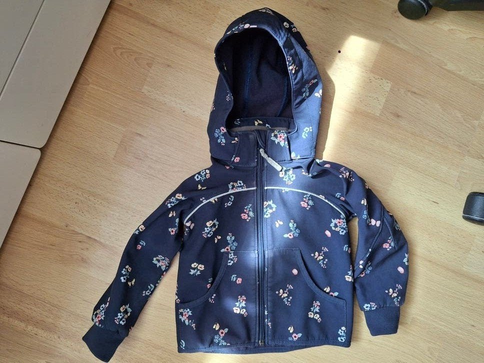 H&M Softshell Jasje Meisje - Bloemenprint Maat 92, Kinderen en Baby's, Gebruikt, Meisje, H&M, Ophalen of Verzenden